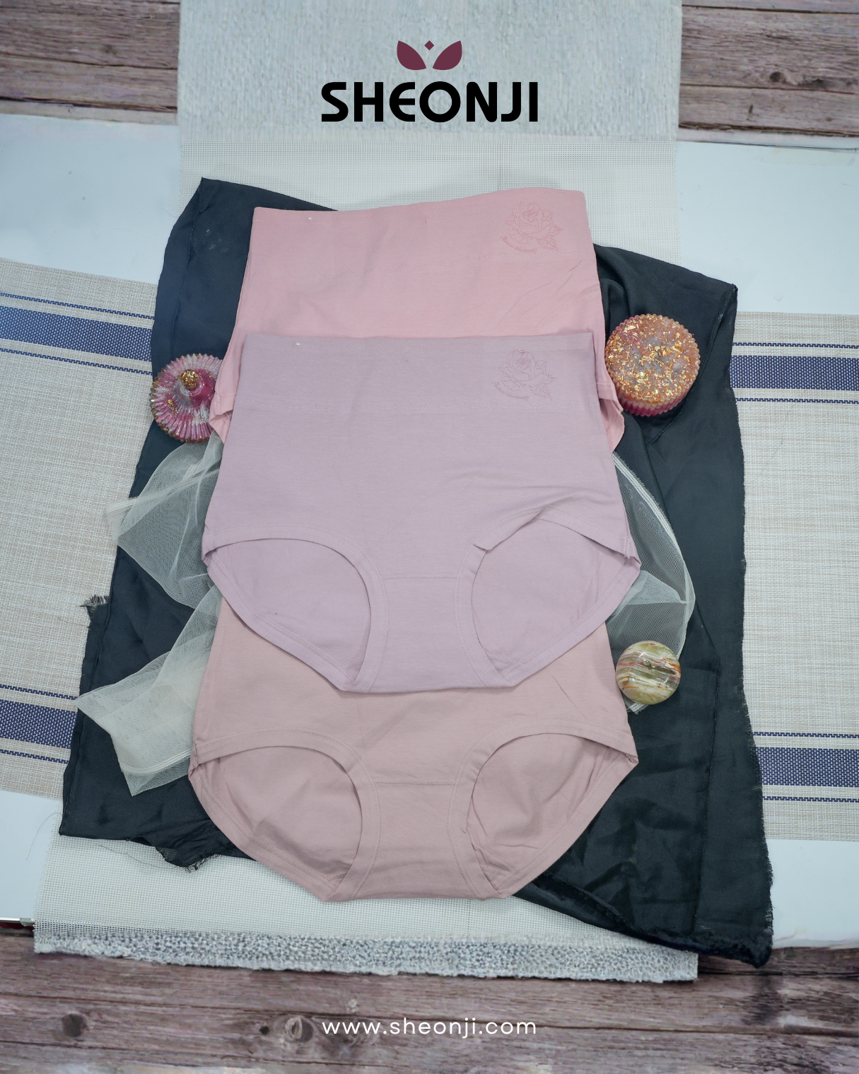131 FLOWER EMBOSSED COTTON PANTIES - Image 1